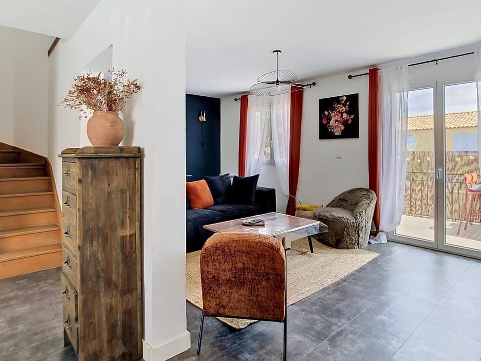 Maison cosy - piscine commune en résidence privée Villa in Narbonne
