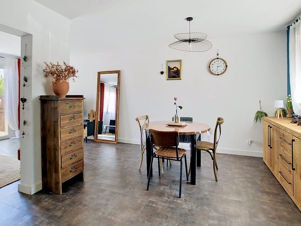 Maison cosy - piscine commune en résidence privée Villa in Narbonne