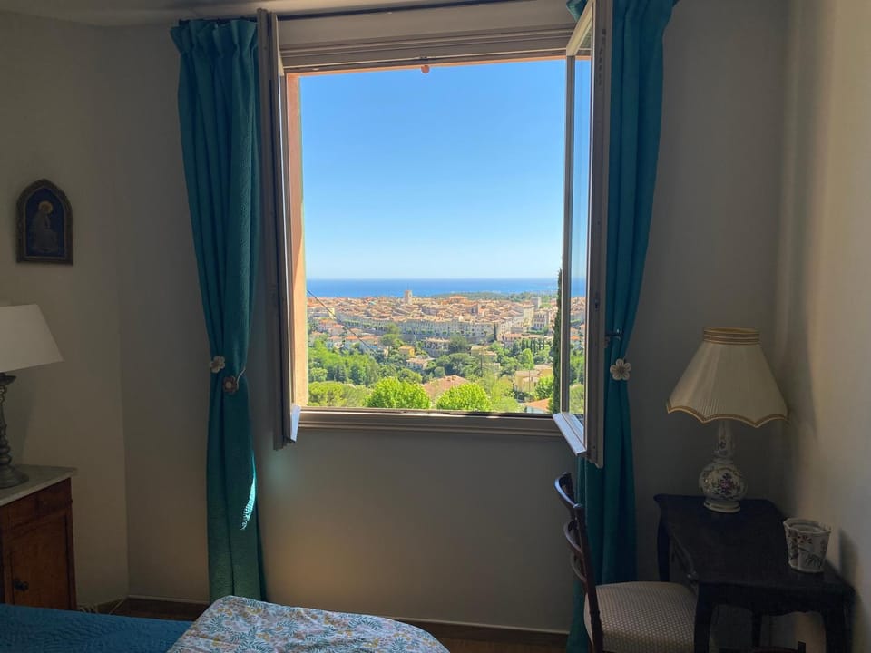 Bedroom, Sea view