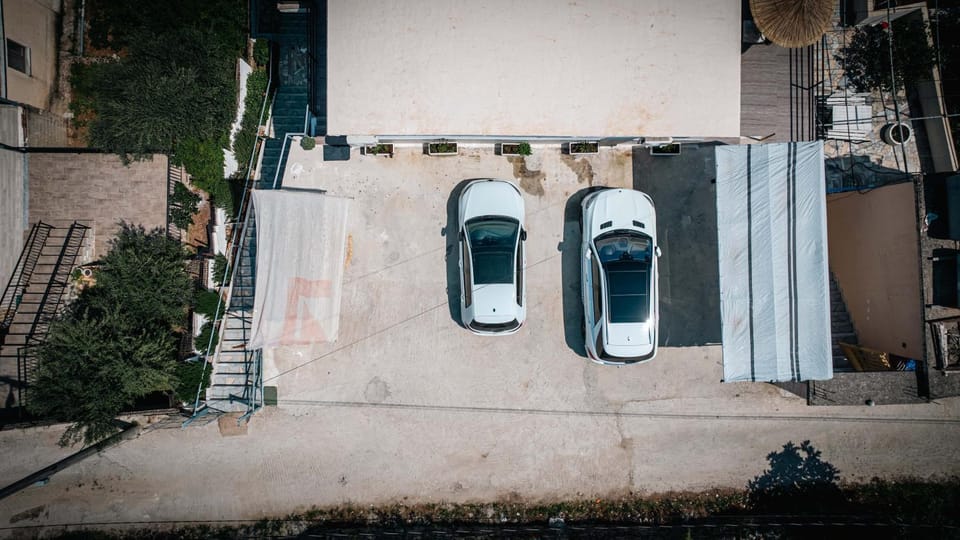 Day, Parking