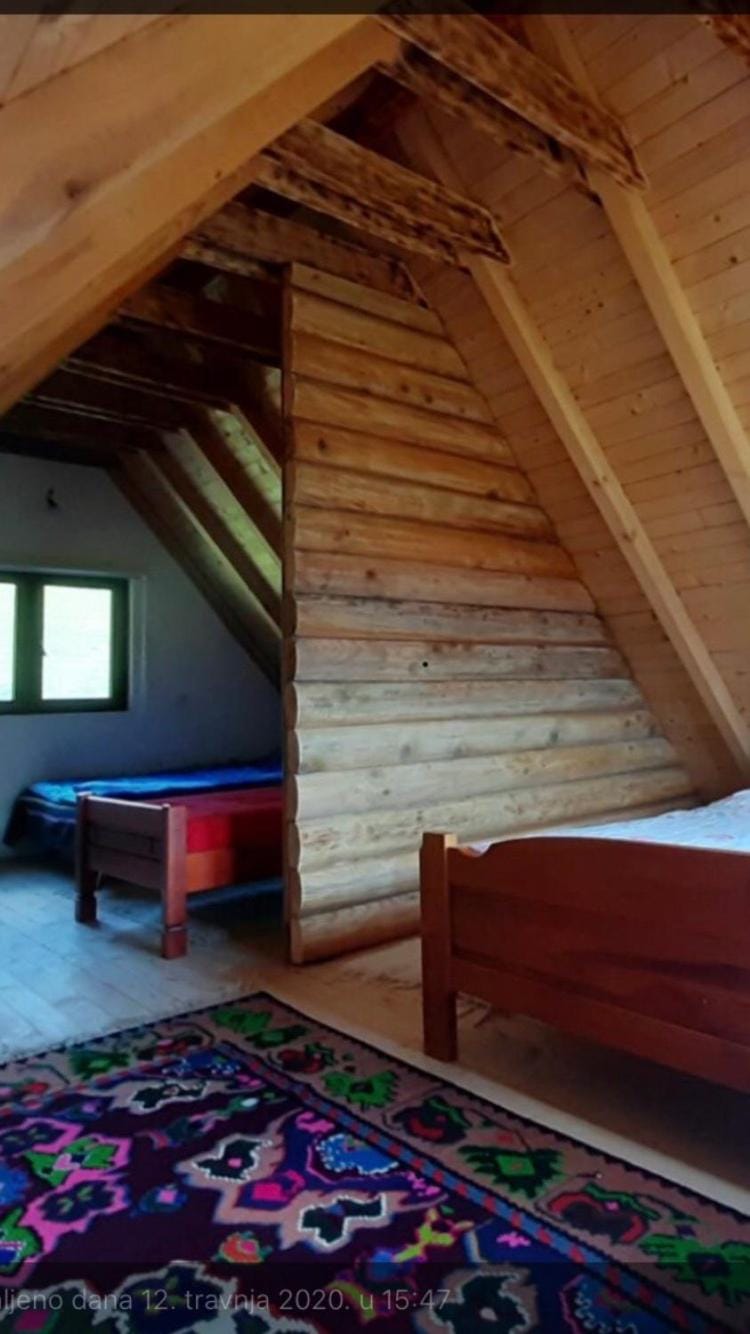 Peaceful Cottage House in Zlatibor District, Serbia