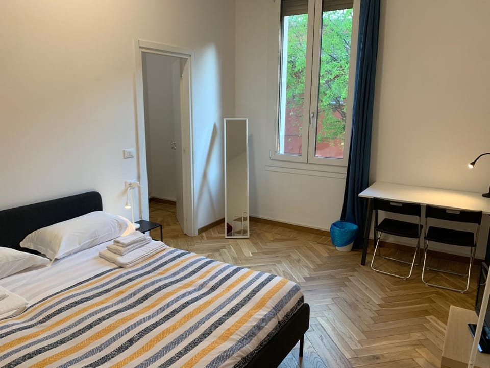 Old City Bologna Rooms and Accomodations Bed and Breakfast in Bologna