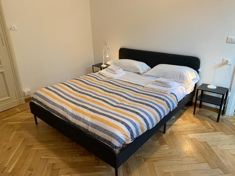 Old City Bologna Rooms and Accomodations Bed and Breakfast in Bologna