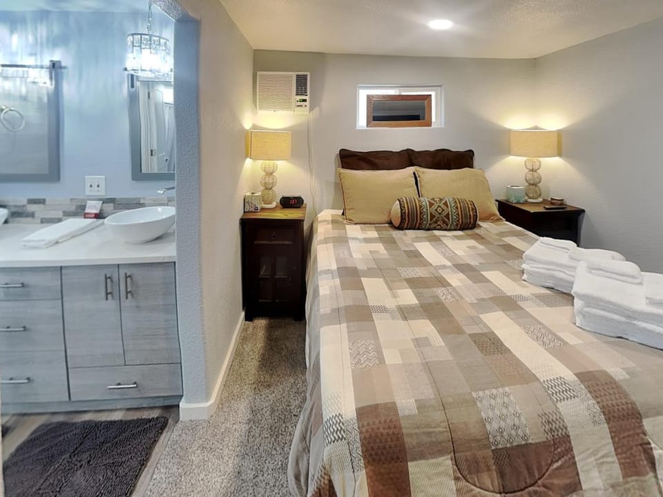 Bed, Bathroom, Bedroom, towels, air conditioner