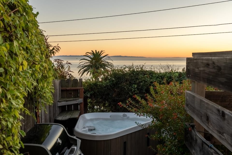 Poppy's Ocean-View Cottage | Hot Tub, Dog-Friendly House in Summerland