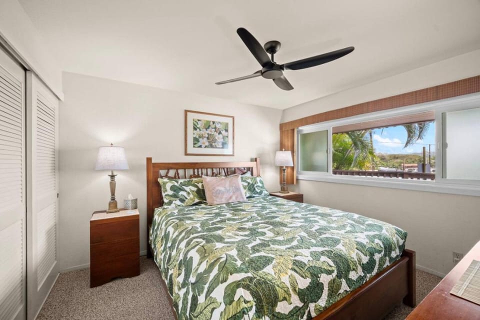 Wailua Bay View 105 Oceanfront condo House in Wailua
