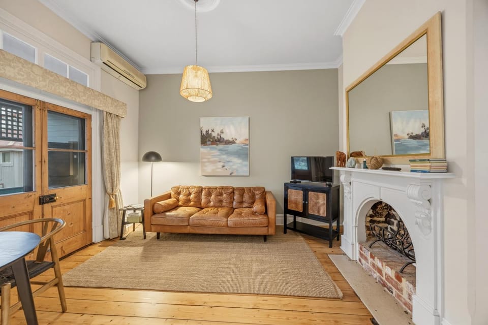 Apartment Faro - Heart of South Freo with Parking Apartment in Perth