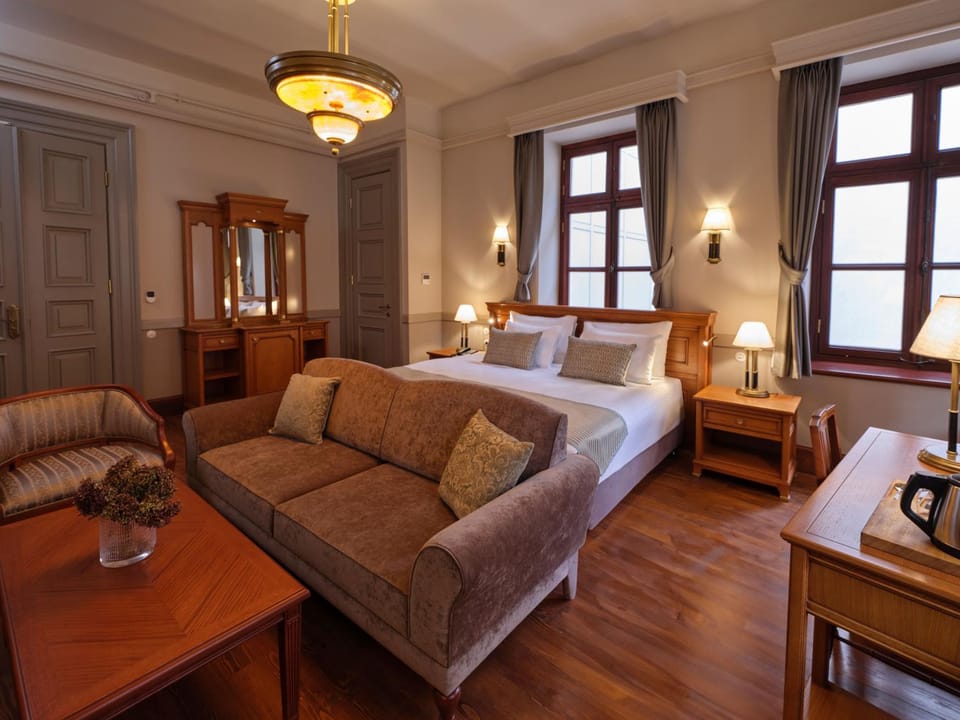 Photo of the whole room