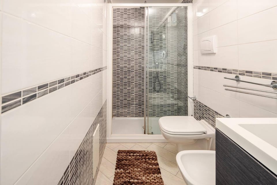 Shower, Toilet, Bathroom, Bath, bidet