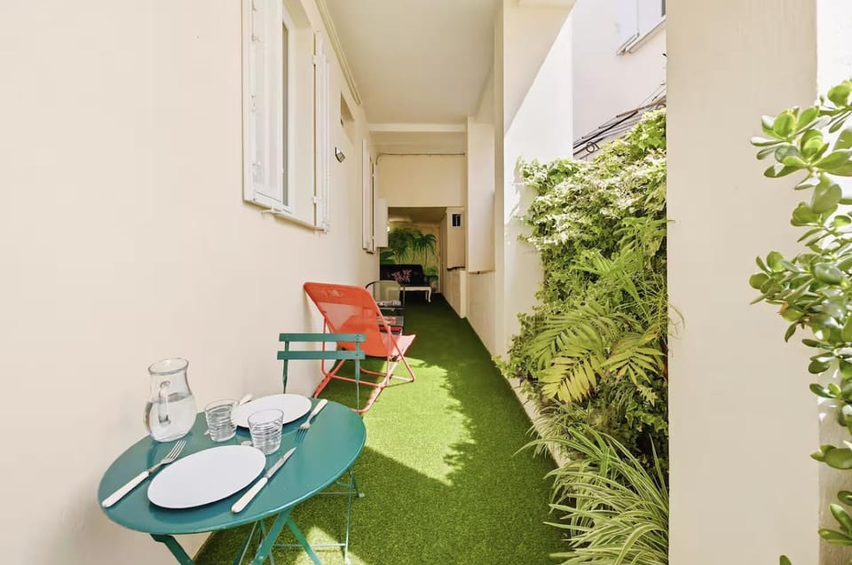 Property building, Patio