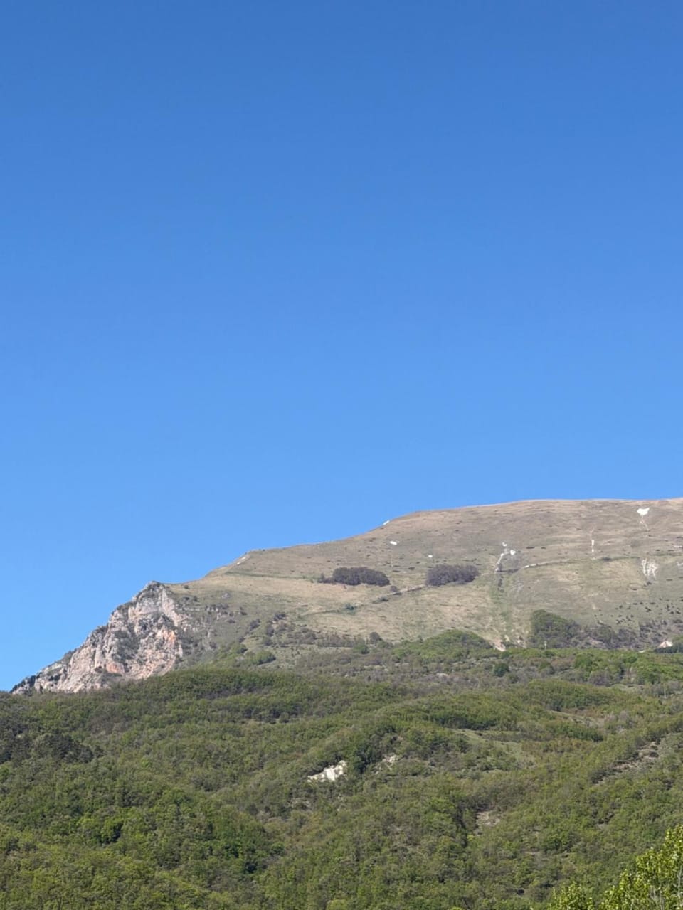 Nearby landmark, Natural landscape, Mountain view