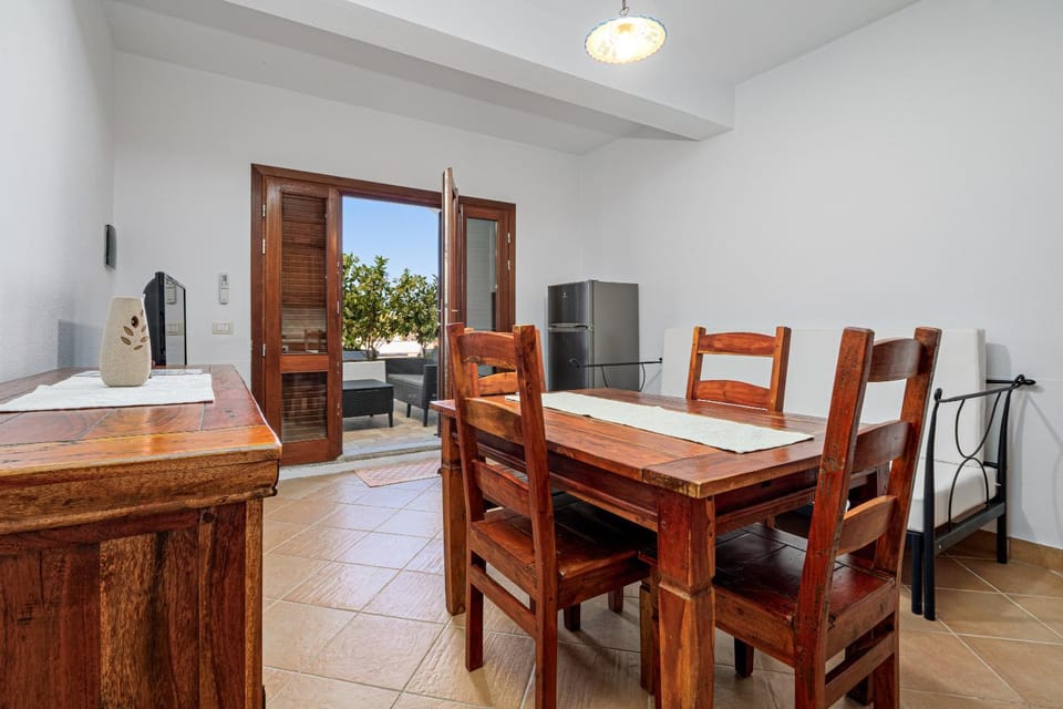 Bella Vista su tavolara 5 Apartment in Sardinia
