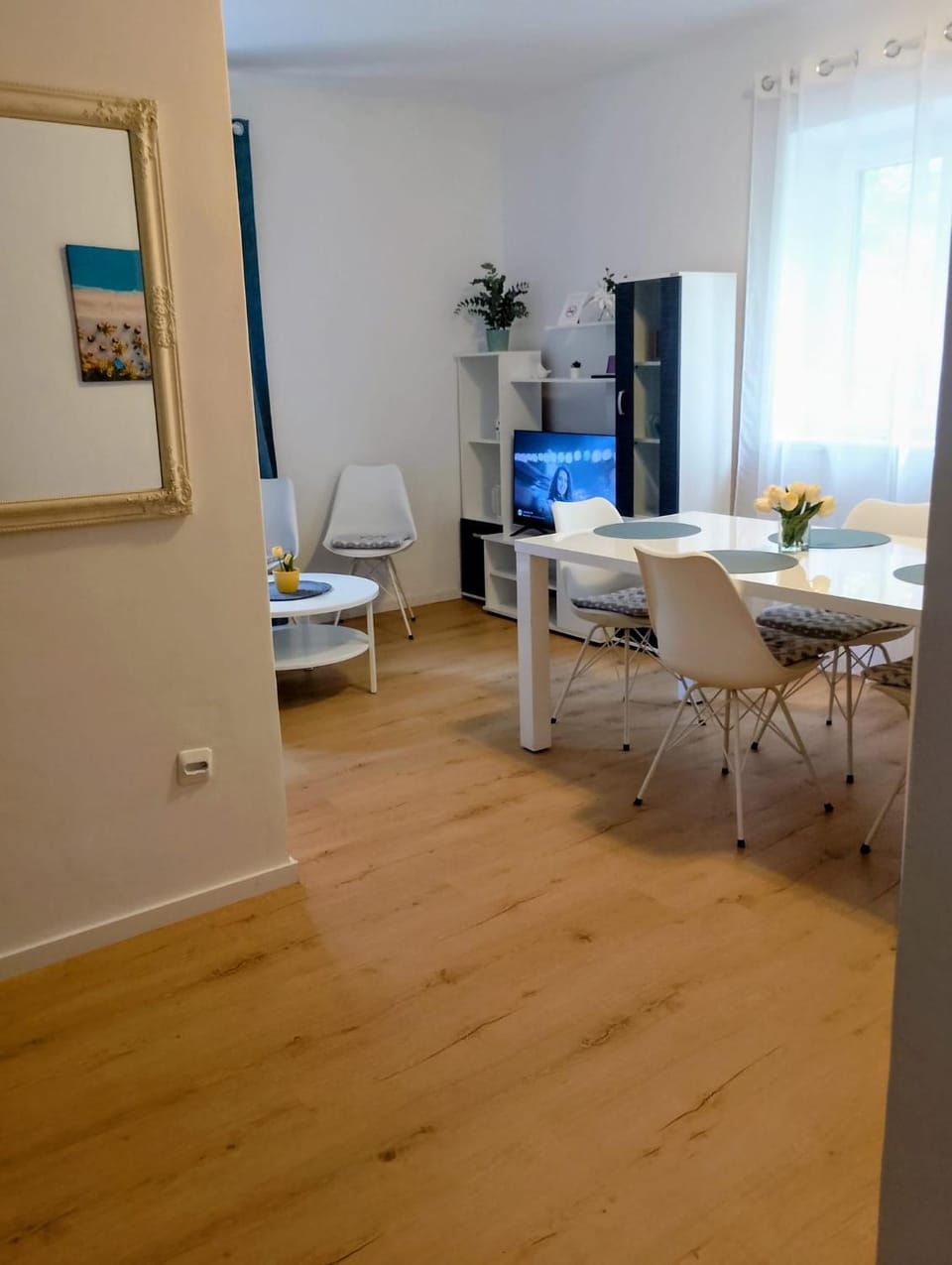 Apartman Tirkiz near Center with Free Parking Apartment in Split