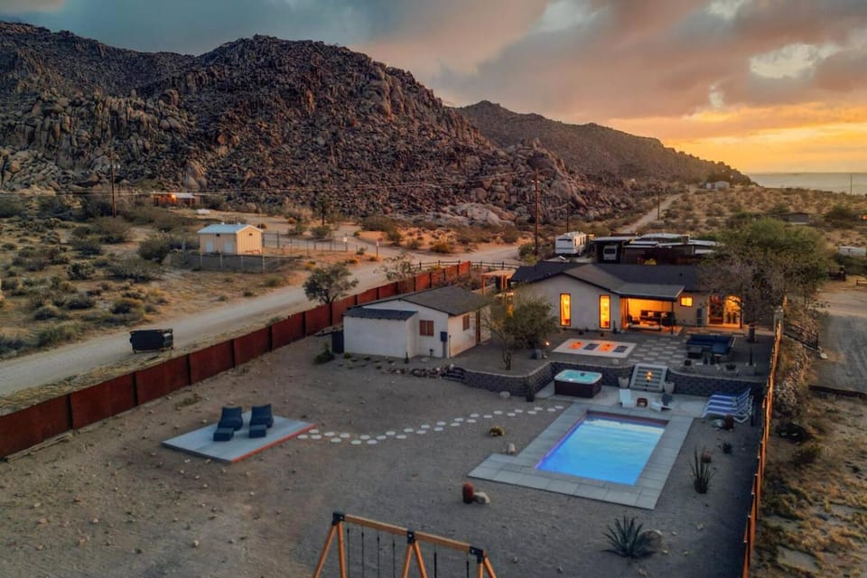 Bird's eye view, Children play ground, Garden, Hot Tub, Mountain view, Swimming pool, Sunset, fireplace
