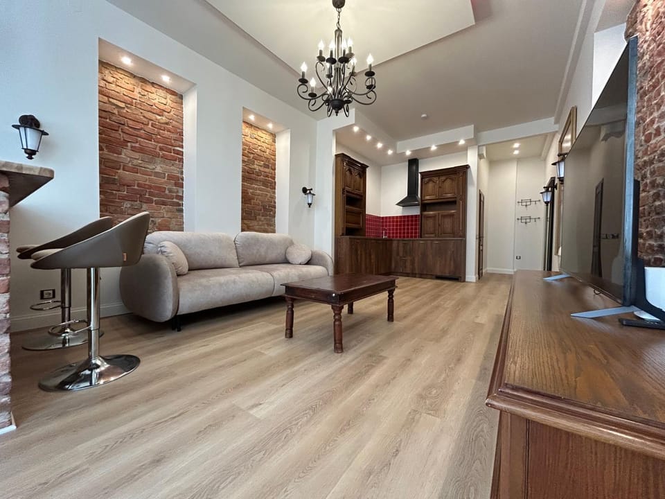 TV and multimedia, Kitchen or kitchenette, Living room, Seating area, Dining area, minibar, pet friendly