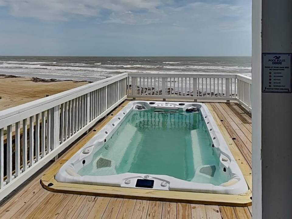 Hot Tub, Balcony/Terrace, Beach, Sea view