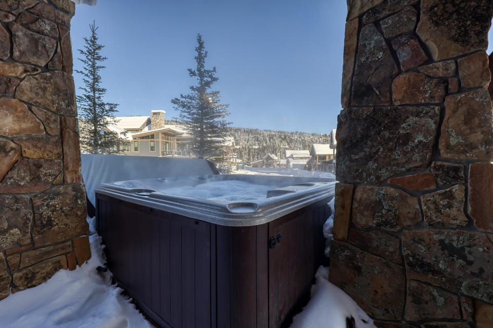 Day, Winter, Hot Tub, Mountain view