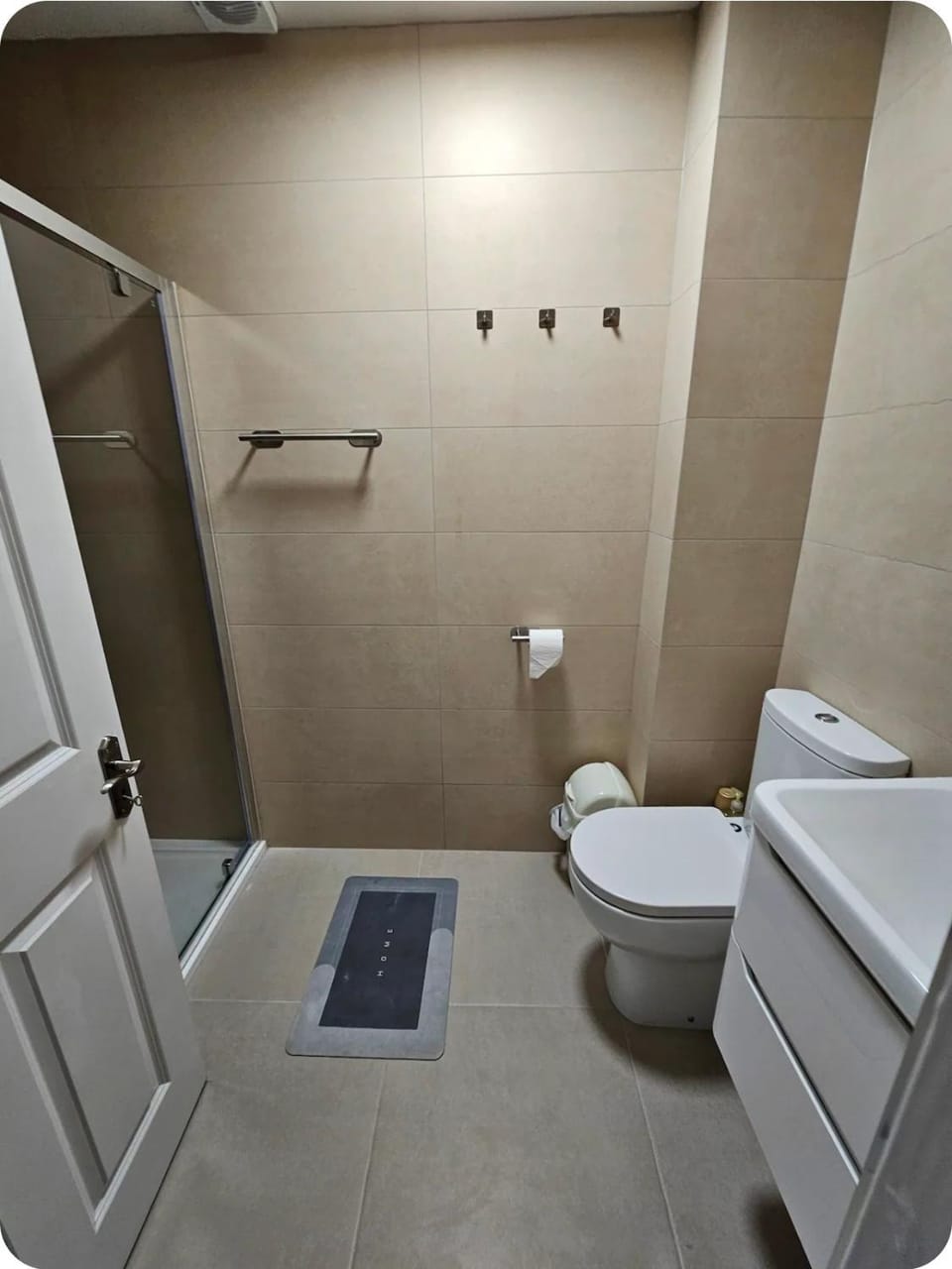 Shower, Toilet, Bathroom