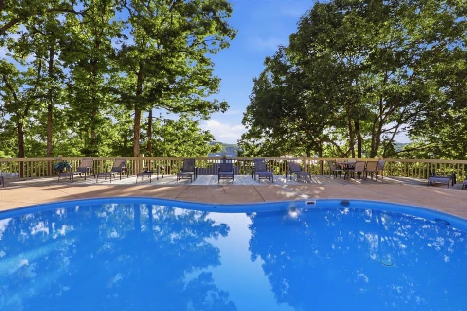 Lakeview Retreat Near Margaritaville House in Lake of the Ozarks