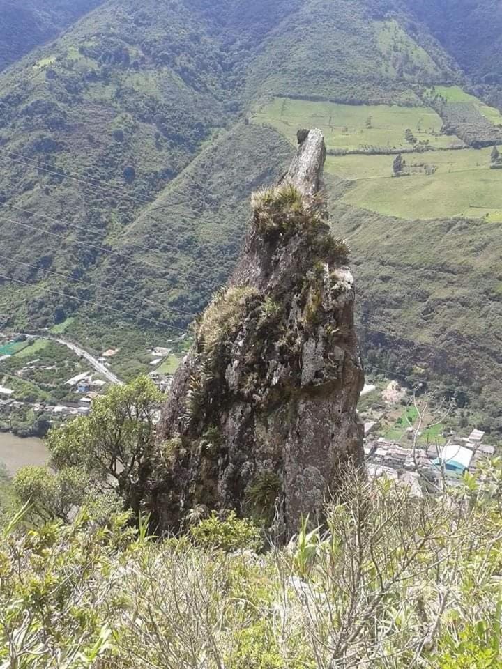 Refugio acogedor con vista a la montaña en Baños House in Tungurahua, Ecuador
