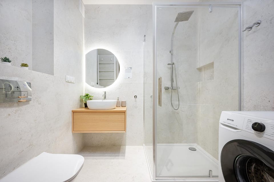 Shower, Toilet, Bathroom, washing machine