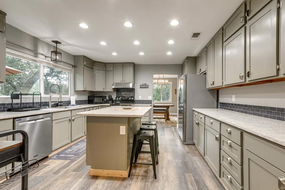 Placerville Paradise Game Room and Hot Tub! House in Placerville