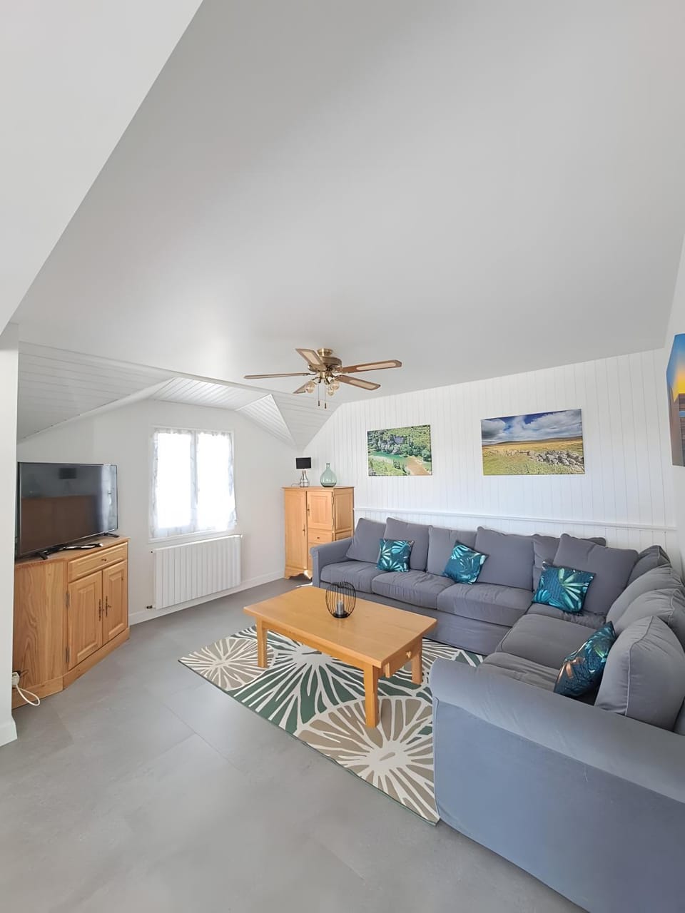 Property building, Living room