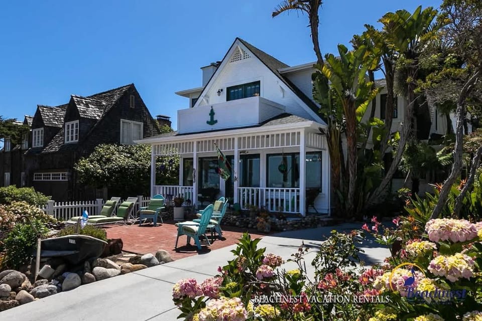 Brown's Beach House House in Opal Cliffs