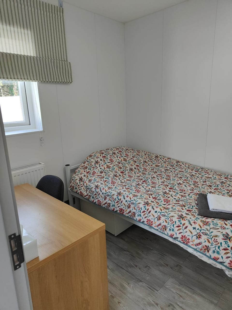 Single room with ensuite in Dundrum close to public transportation Vacation rental in Dublin