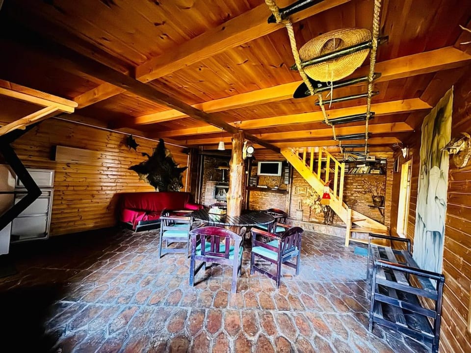 Beautiful Rustic Cabin Cabin in Brașov County