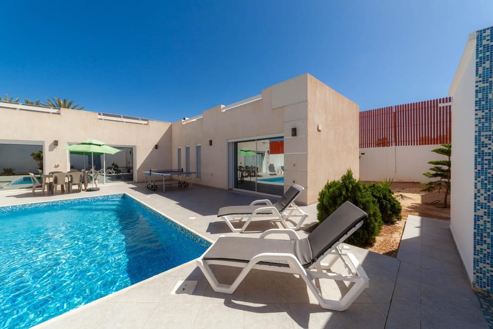 Villa Celeste Piscine privée proche de la mer Villa in Tunisia