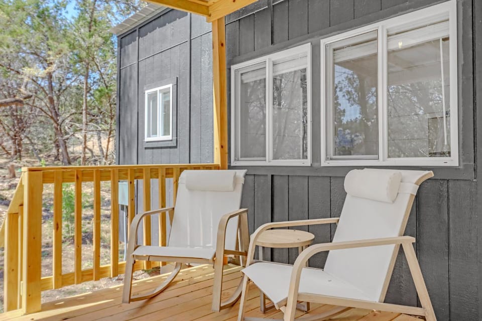 Bluebonnet Hideaway at Moonlight Getaway House in Bulverde
