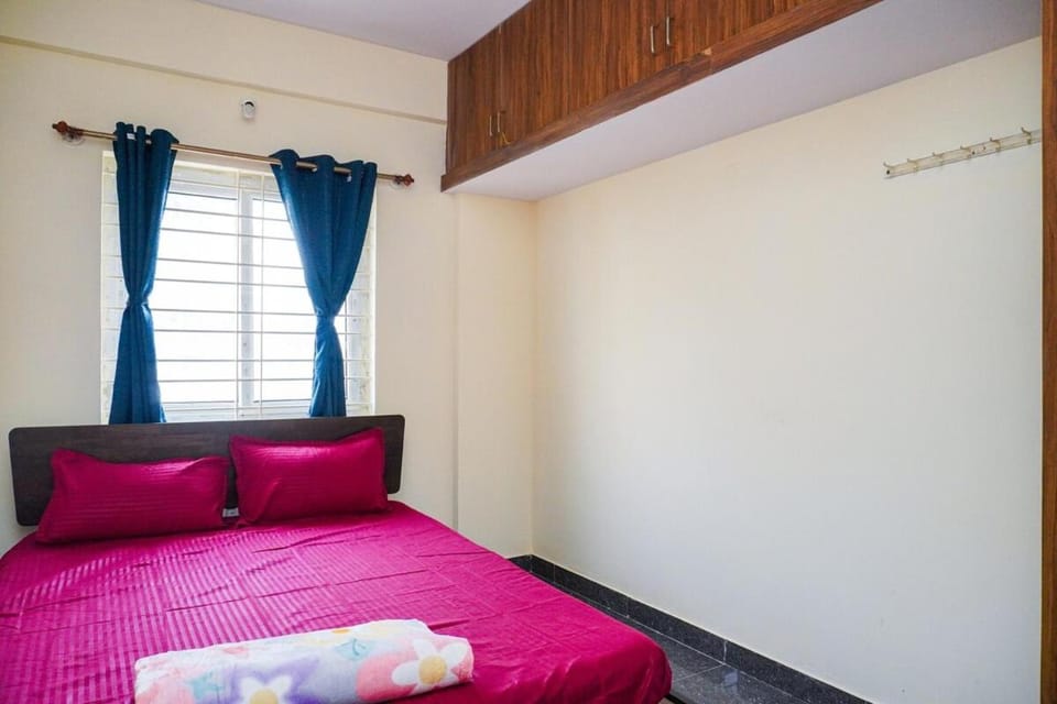 Cozy 1bhk 2km From Hosa Road Metro 304 Apartment in Bengaluru
