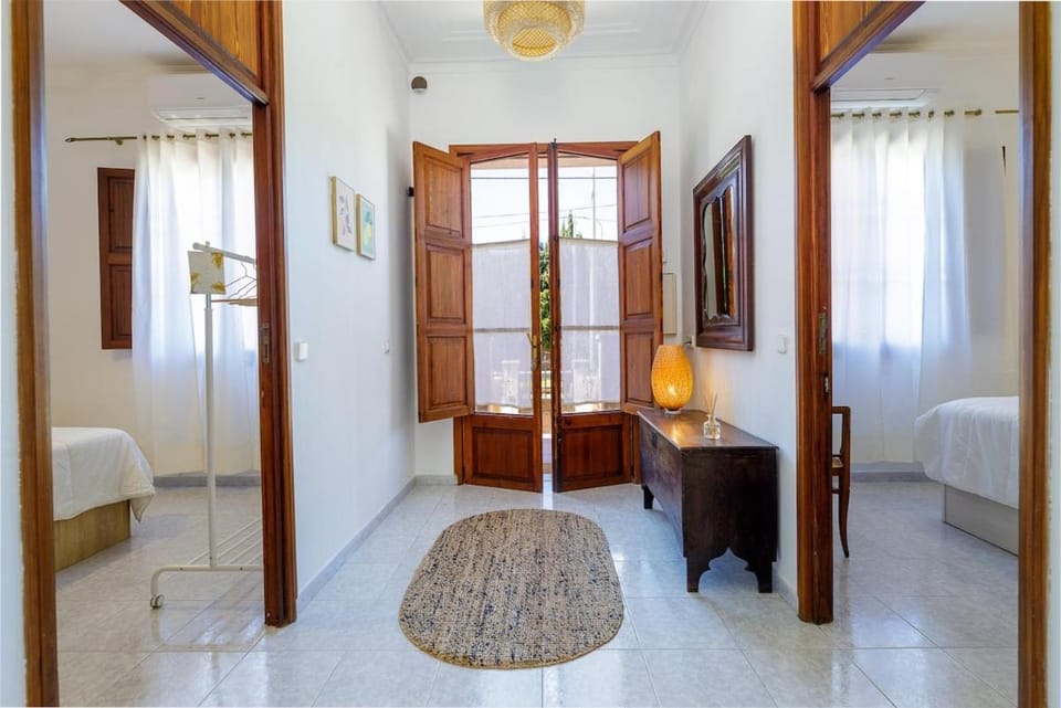 Casa Cati, right on the beach in Puerto de Sóller House in Port de Sóller