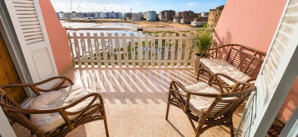 Day, Natural landscape, View (from property/room), Balcony/Terrace, City view