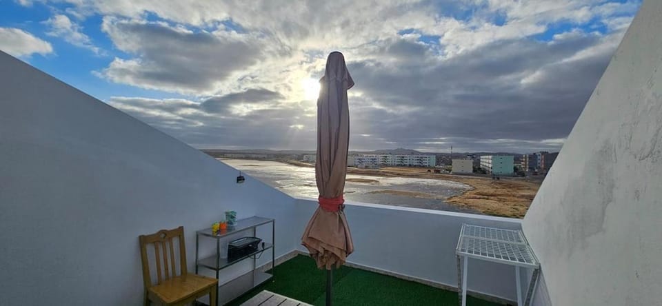 Natural landscape, View (from property/room), Balcony/Terrace