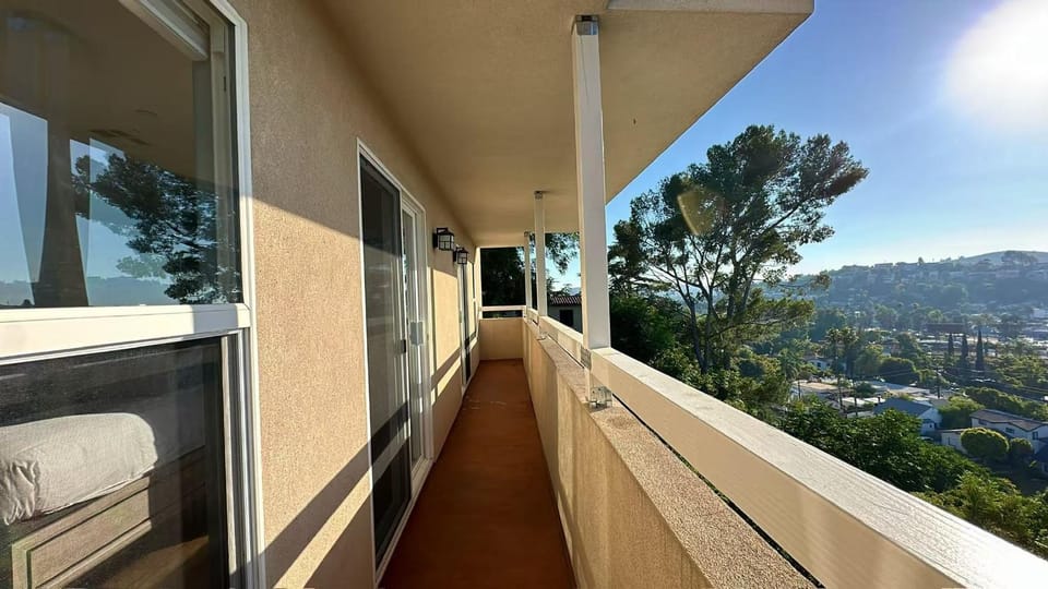 Balcony/Terrace, Balcony/Terrace