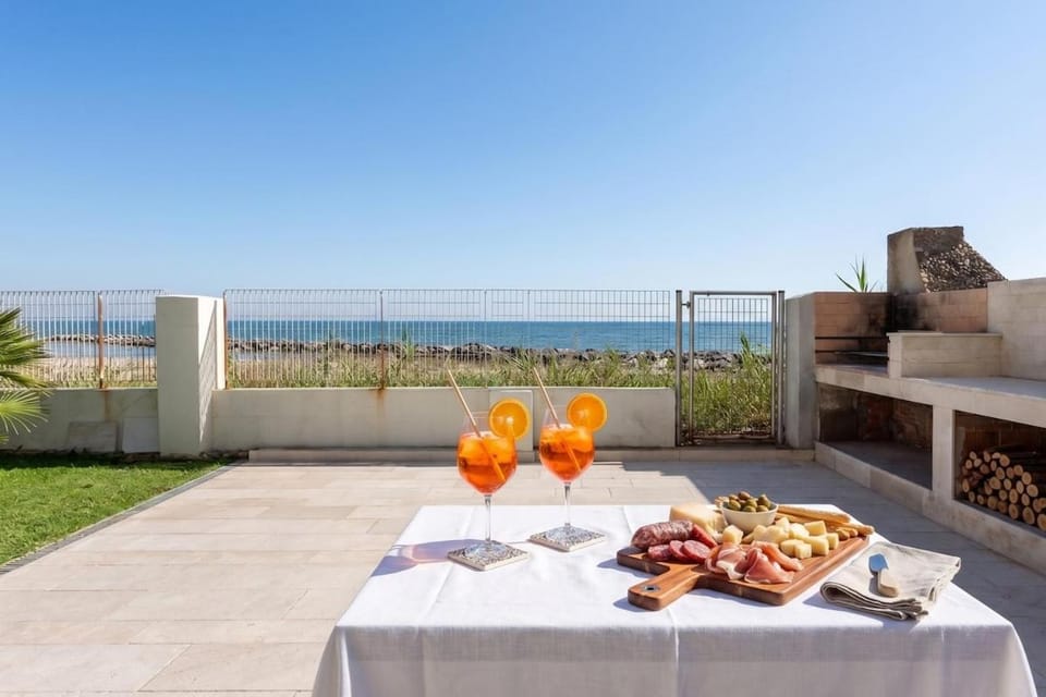 Garden, Sea view