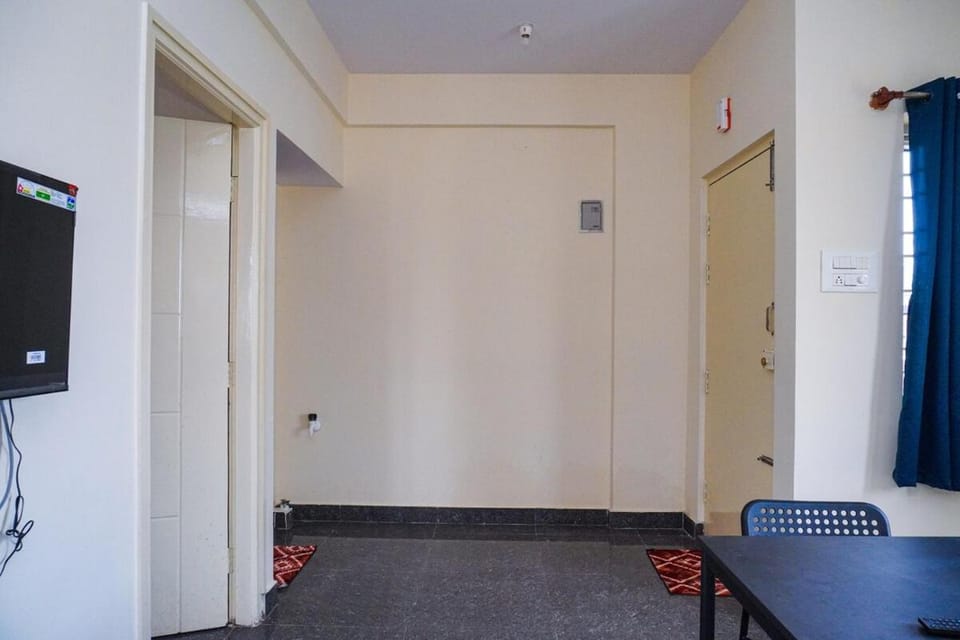 Cozy 1bhk 2km From Hosa Road Metro 104 Apartment in Bengaluru