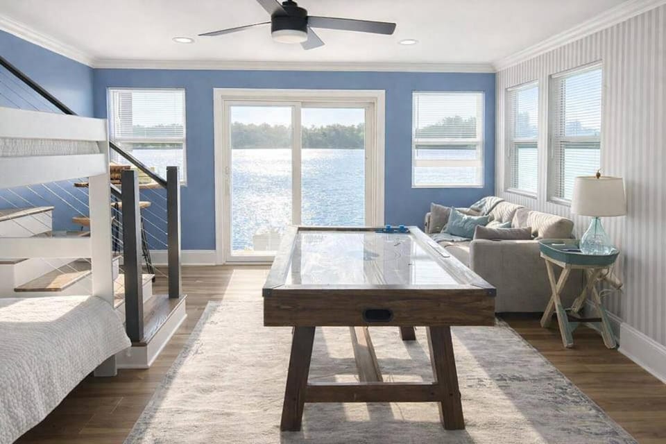 Waterfront | Sunset + Dock Views | Lake Wylie House in Lake Wylie