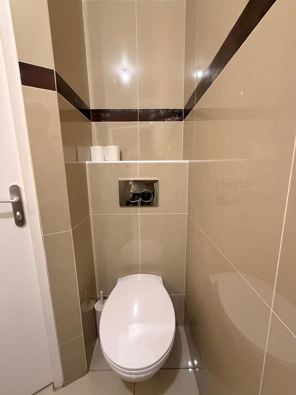 Zen Studio with Netflix, Parking, and Easy Access to Paris Apartment in Gagny