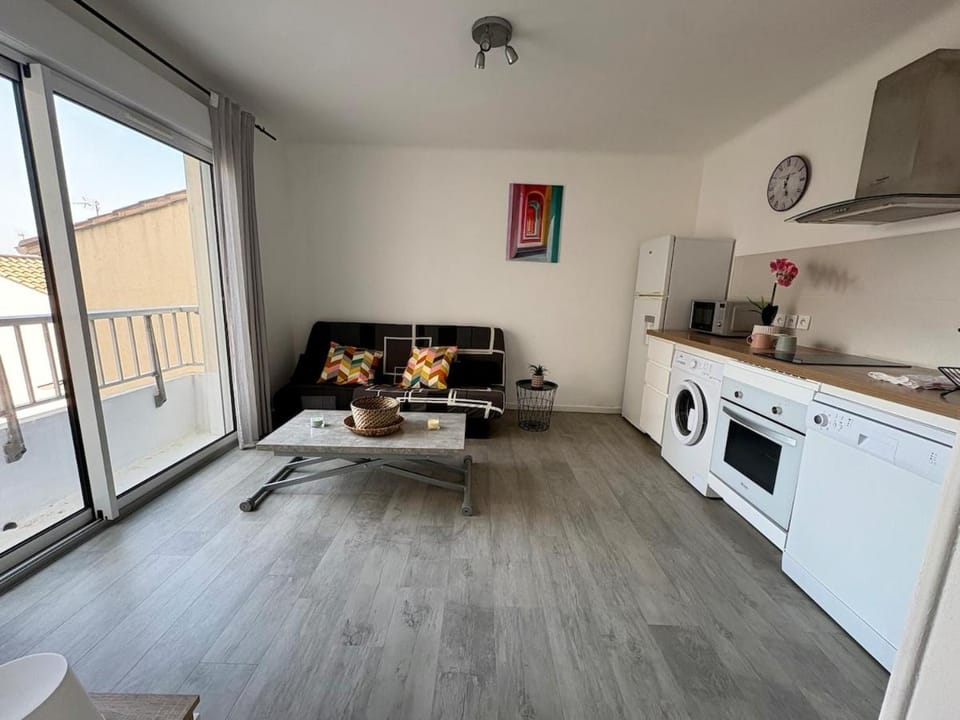 Appartement moderne à 50 mètres de la plage Apartment in Palavas-les-Flots