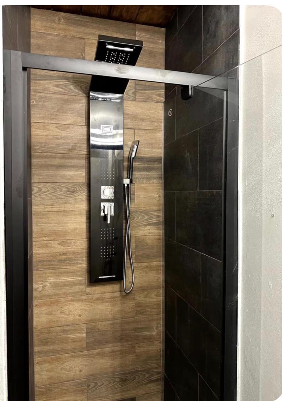 Orizzonte 5 Terre - Via Gio' Batta Casoni 42- Stazione Centrale Apartment in La Spezia