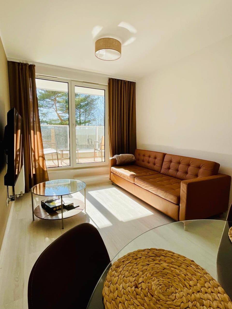 TV and multimedia, Balcony/Terrace, Living room, Seating area