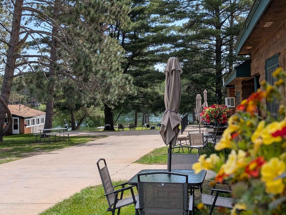 2BR 1BA Cabin #3 Riverside Point Resort Cabin in Park Rapids