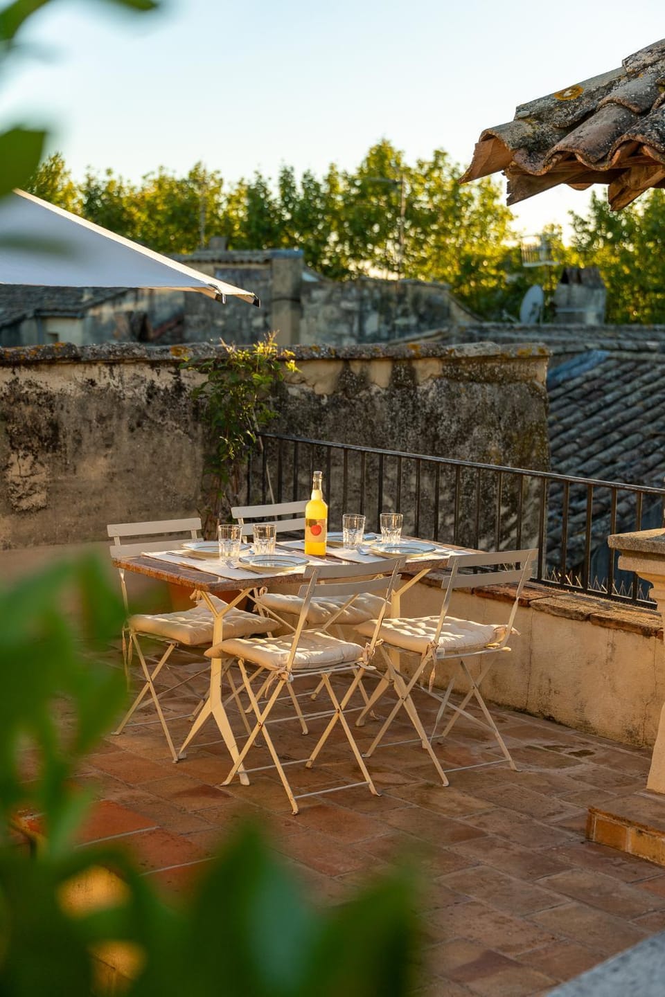 Uzès, Place aux Herbes, Penthouse - Le Belvédère - 360 city view Rooftop and Climatisation - une adresse d'exception Apartment in Uzes