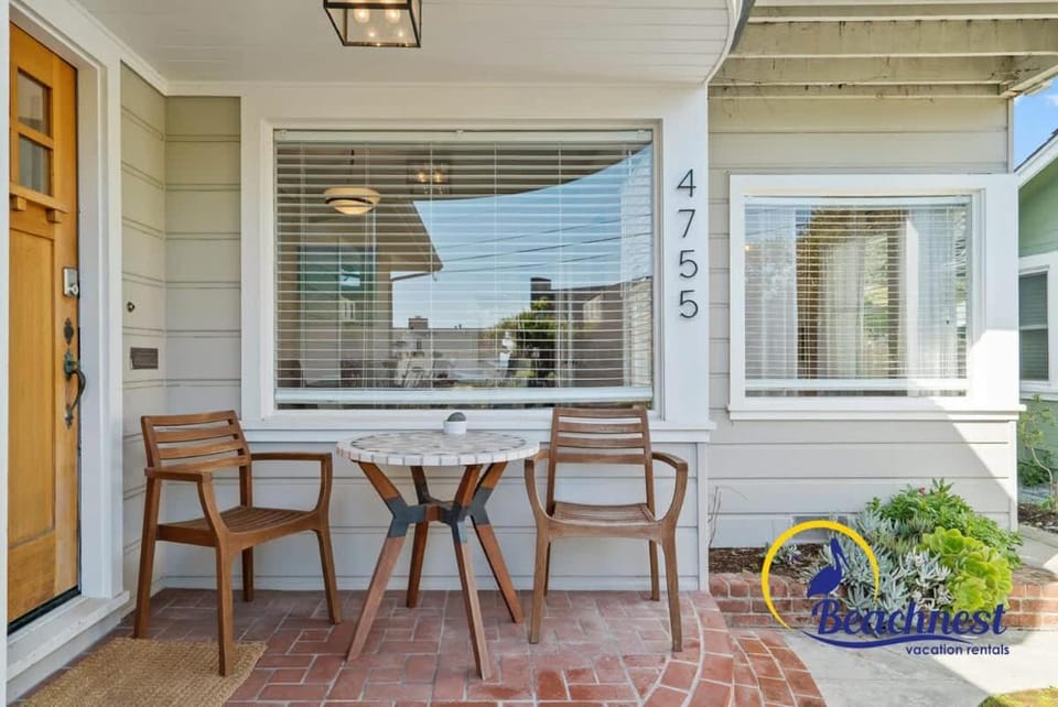 Opal Cliff Overlook House in Capitola
