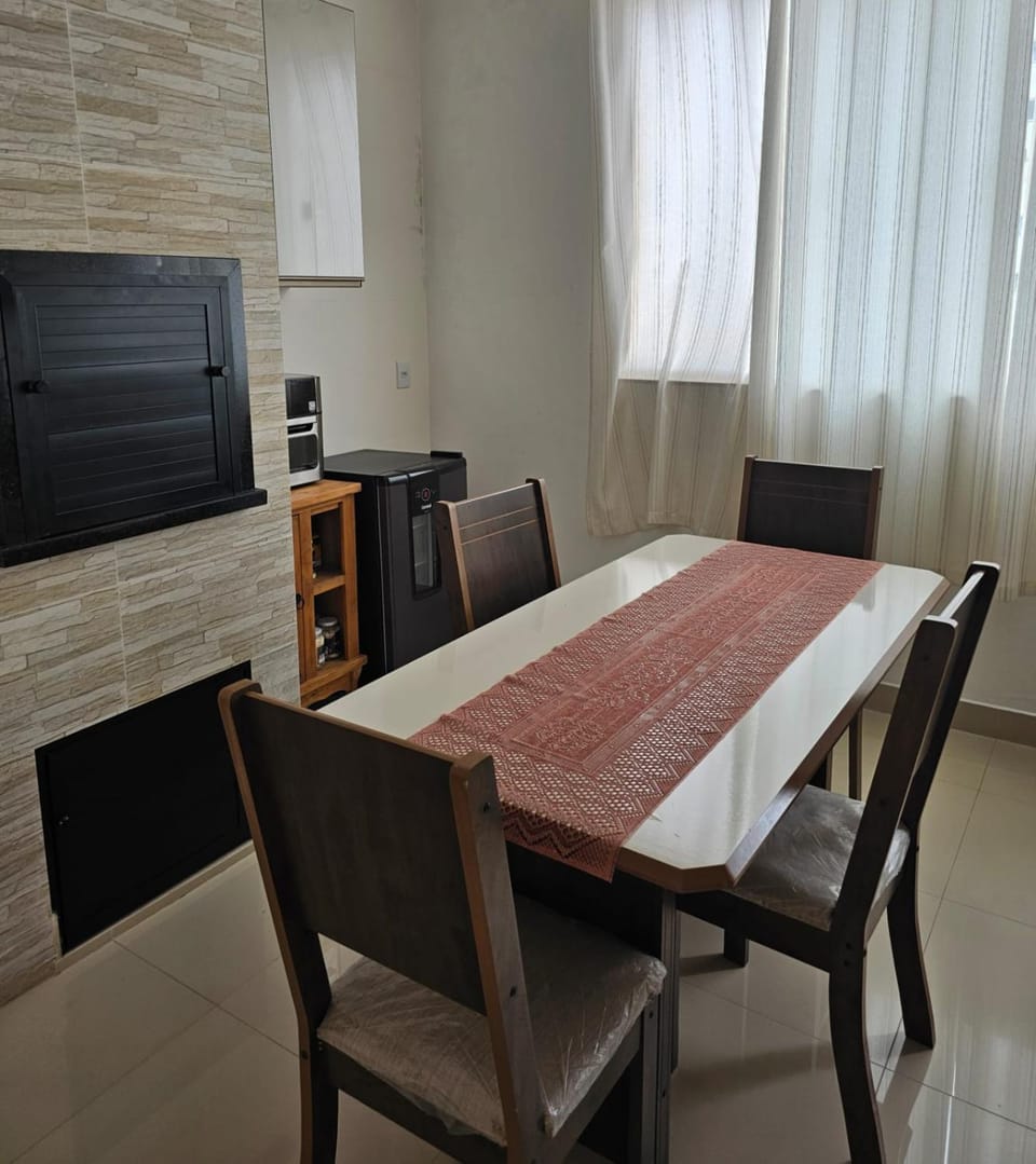 Apto Quadra Mar 2Q 240m da Praia Centro Apartment in Navegantes