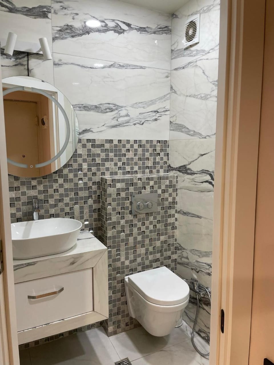 apartament for daily rent apartament for daily rent Apartment in Tbilisi, Georgia