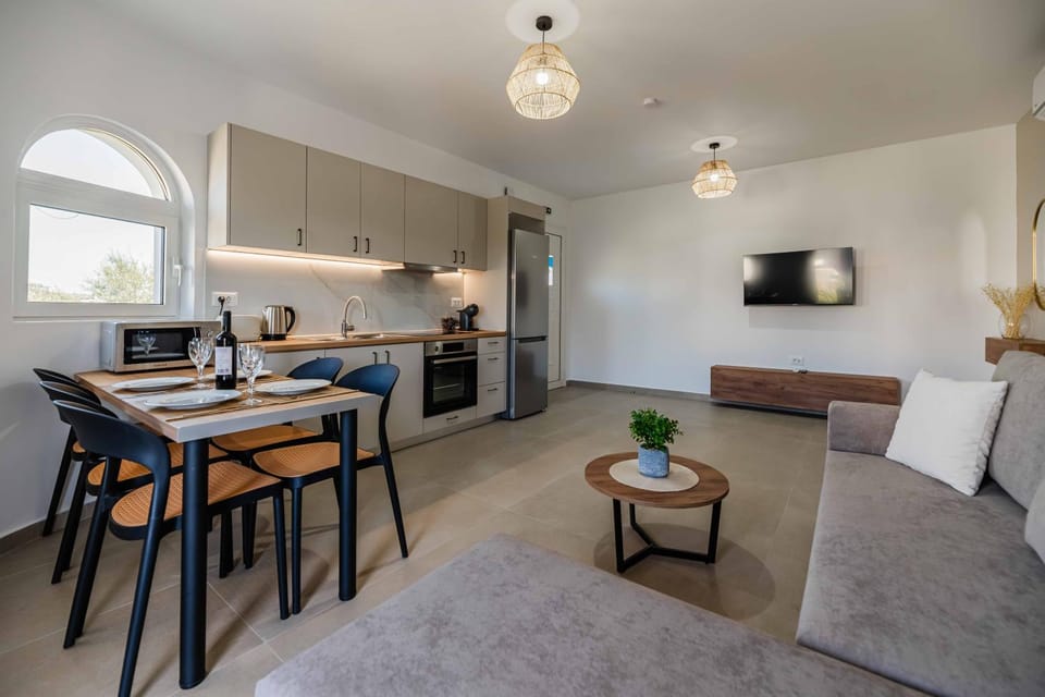 TV and multimedia, Living room, kitchen
